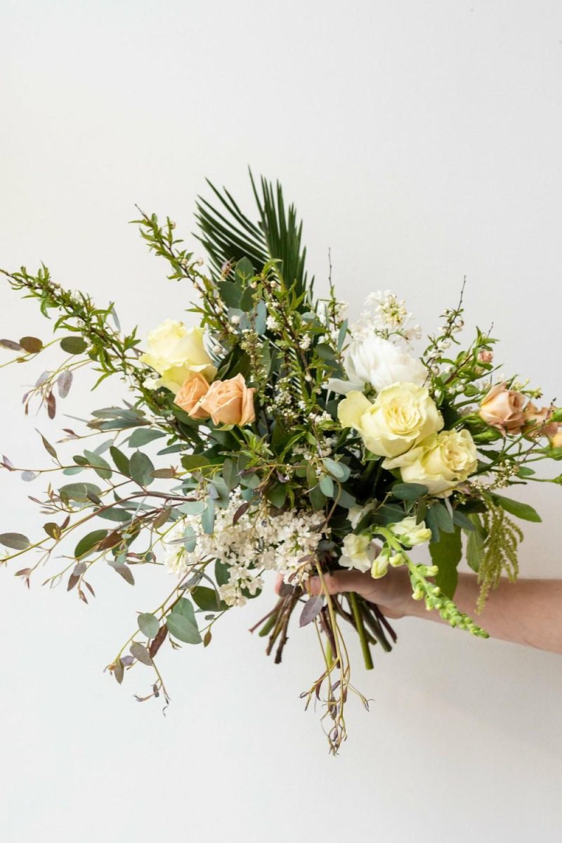 Fresh Floral |   Floral Arrangement Bleached Floral Fresh Floral