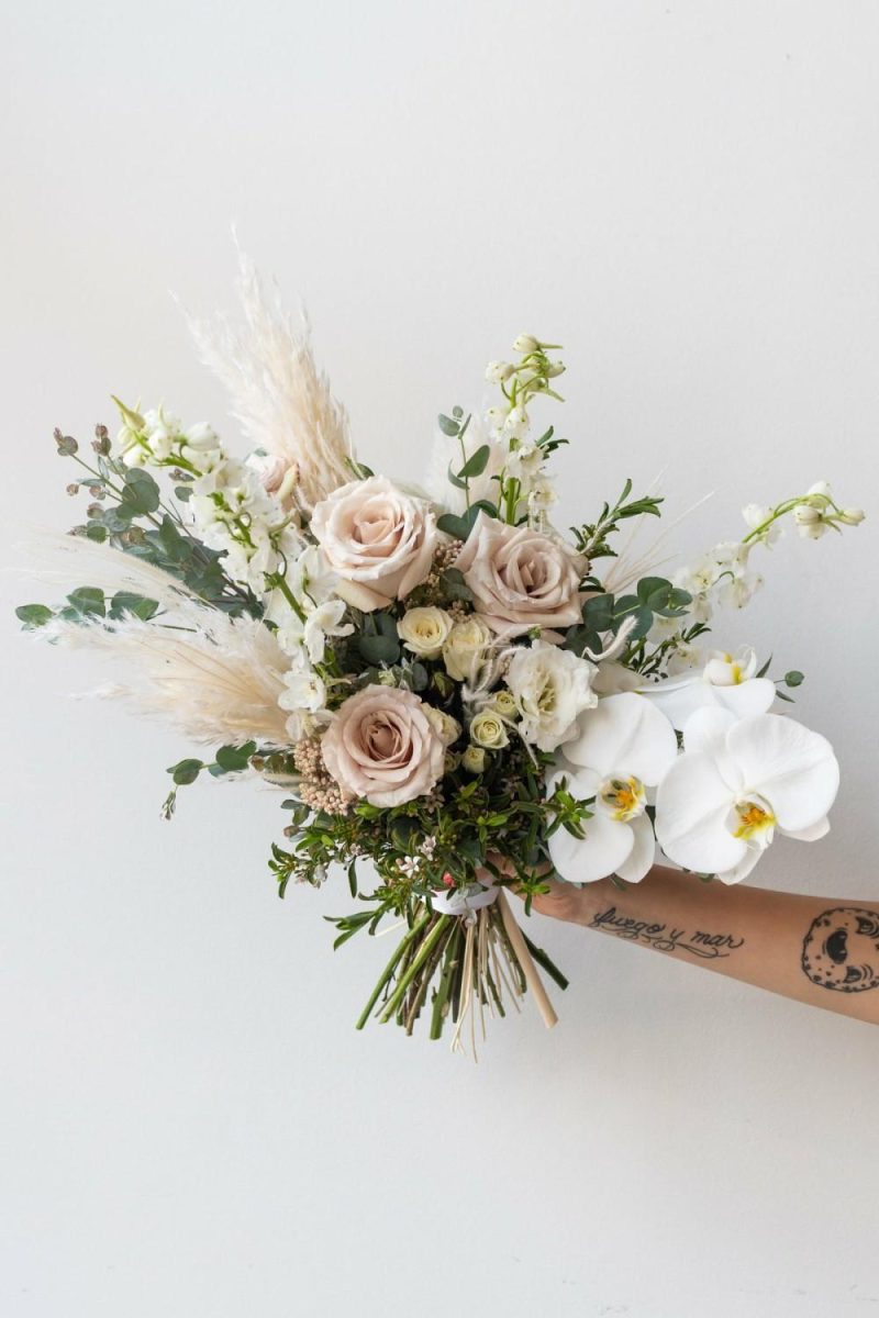 Fresh Floral |   Floral Arrangement Bleached Floral Fresh Floral