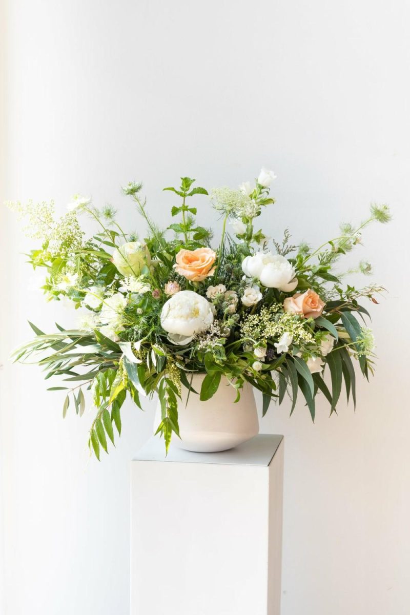 Fresh Floral |   Floral Arrangement Bleached Floral Fresh Floral