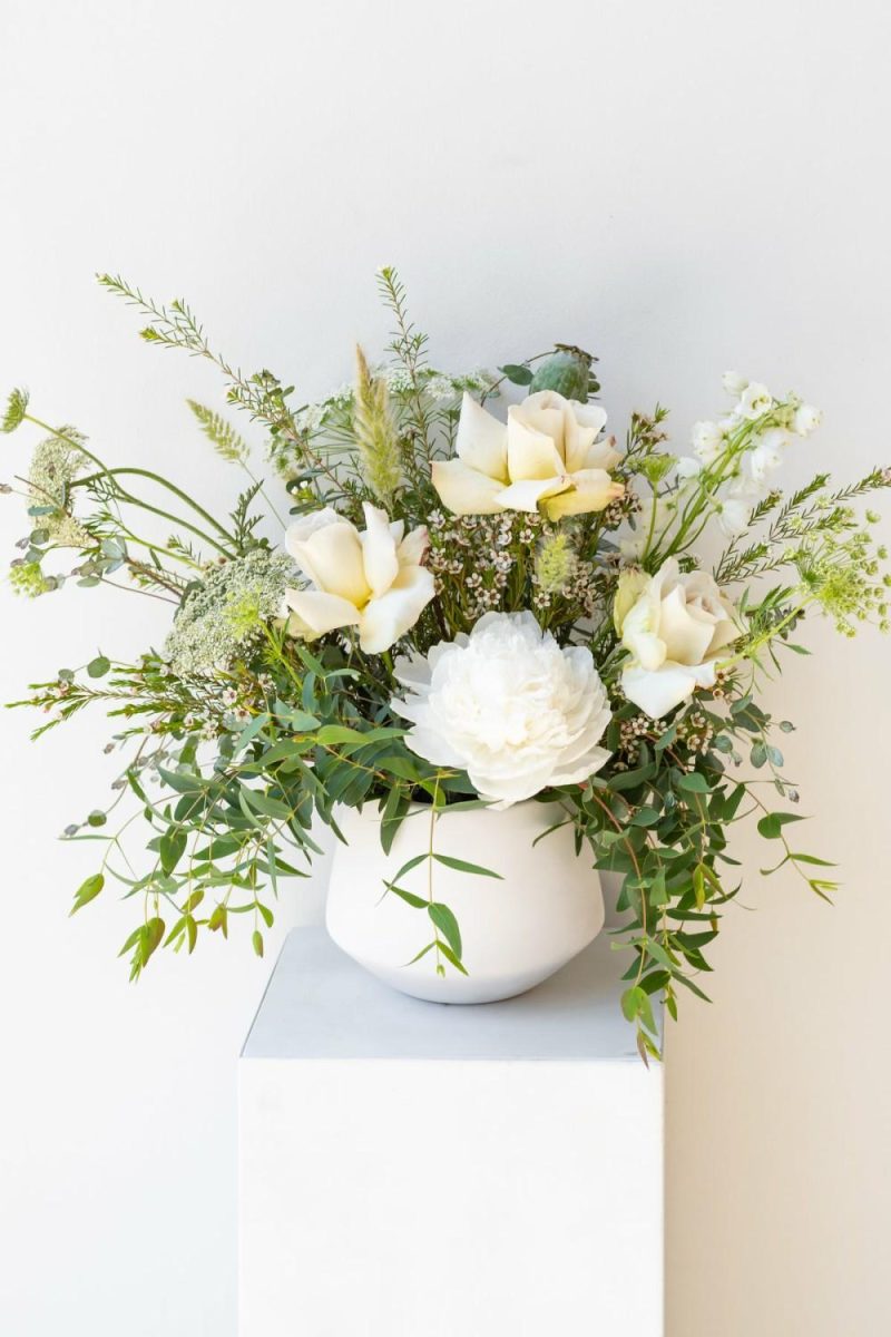 Fresh Floral |   Floral Arrangement Bleached Floral Fresh Floral