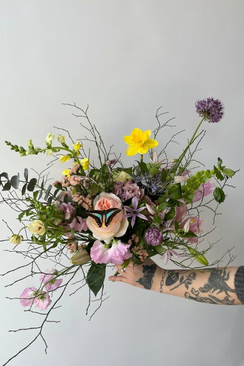 Fresh Floral |   Floral Arrangement Butterflies Floral Fresh Floral