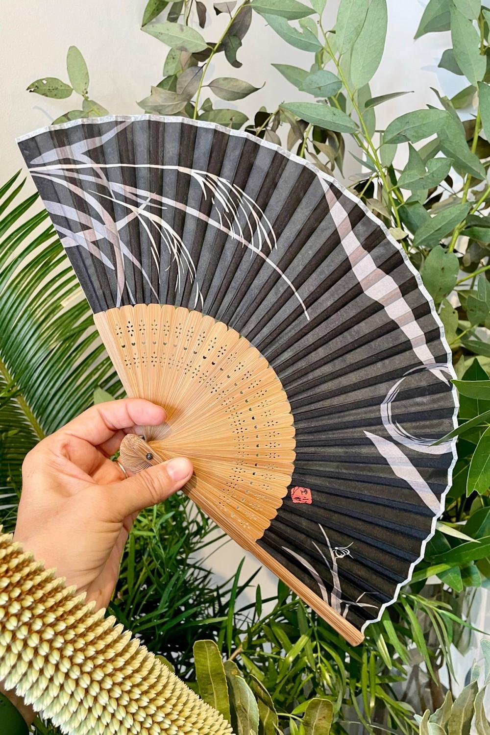 Garden Accessories |   Silk Fan Black With Grey Leaves And Red Seal Garden Garden Accessories