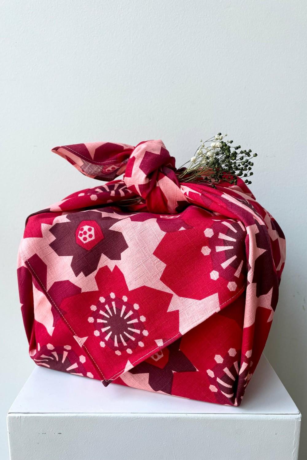 Home Accessories |   Furoshiki Pattern Flowers Red 42″ Square Home Home Accessories