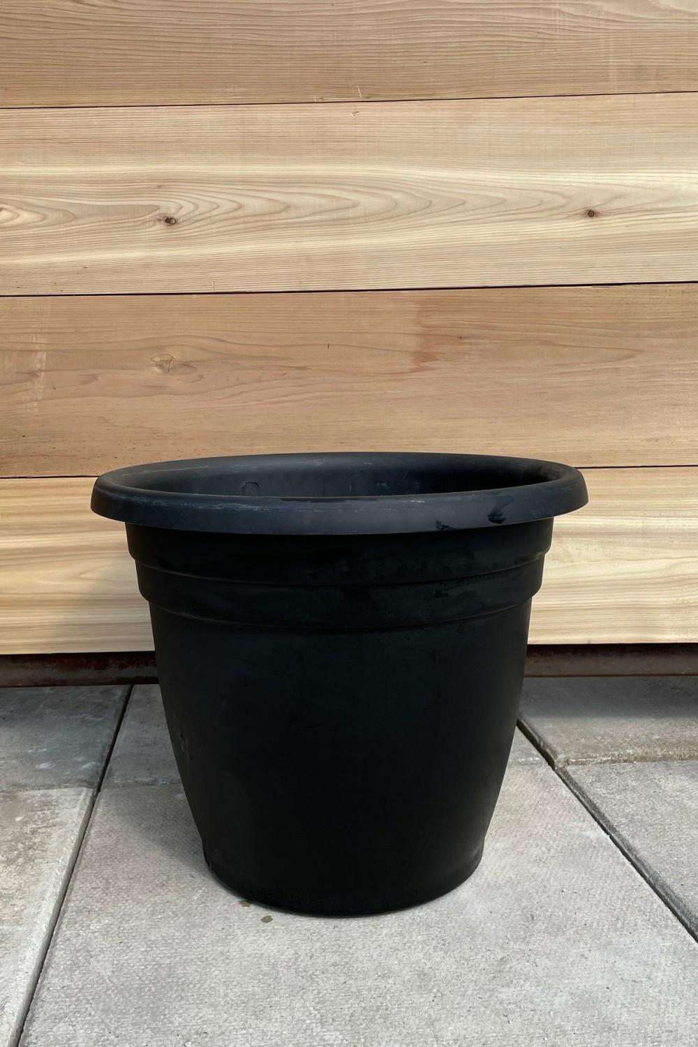 Planters |   Emma Round Planter Black 16″ Garden Planters