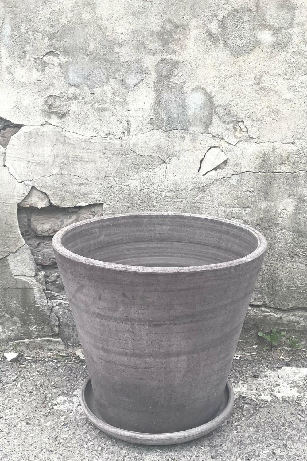 Planters |   Julie Pot & Saucer Grey 17.7” Garden Planters