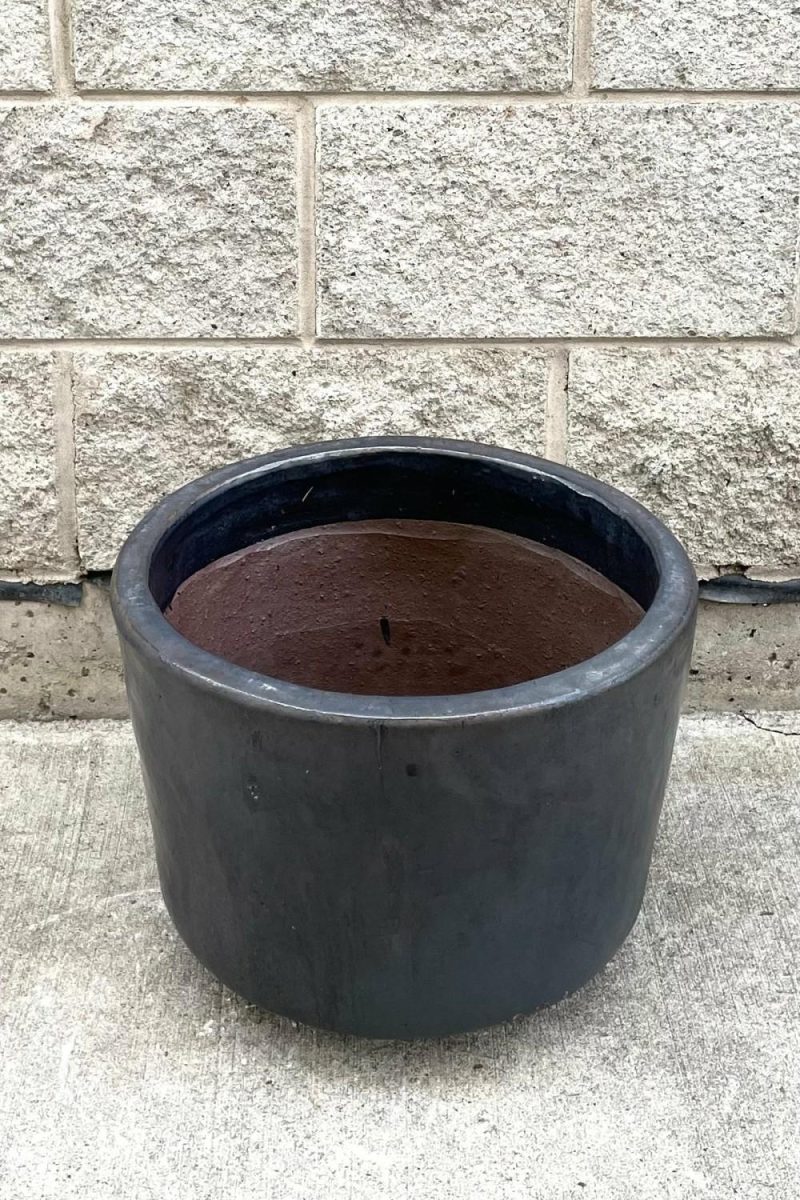 Planters |   Lara Graphite Planter Medium Garden Planters