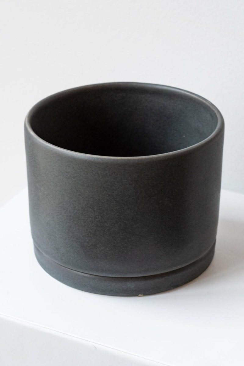 Planters |   Round Planter Charcoal Large Garden Planters