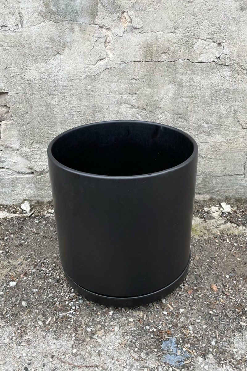 Planters |   Solid Cylinder & Saucer Black 12” Garden Planters