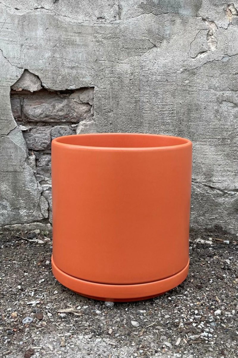 Planters |   Solid Cylinder & Saucer Rust 10” Garden Planters