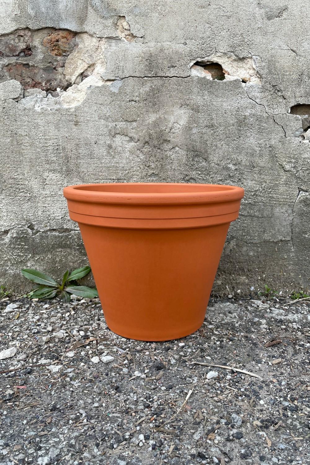 Planters |   Standard Clay Pot Red 12″ Garden Planters